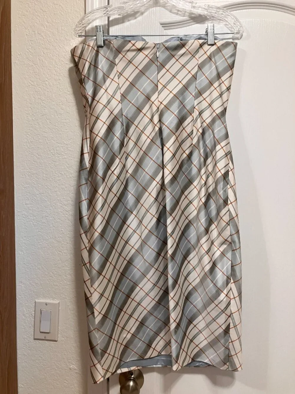 Kay Unger Strapless Silk Plaid Cocktail Dress – Size 10 (Fits Like an 8) - Picture 5 of 10